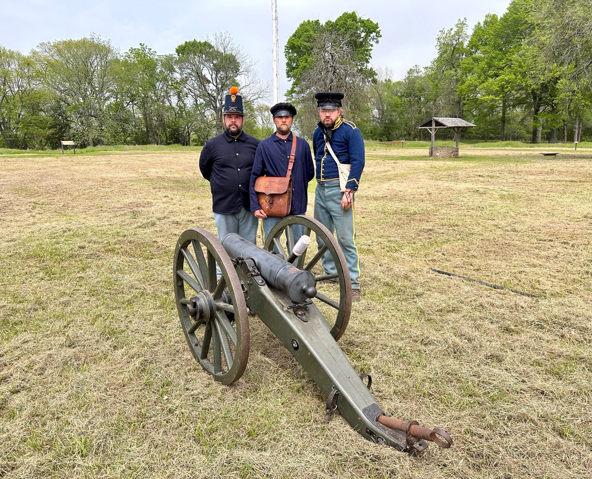 We had an incredible time experiencing the Total Solar Eclipse at Fort Towson Historic Site ☀️🌑 Thanks to everyone who joined us for this special event! 

#Eclipse #SolarEclipse #TotalSolarEclipse #Totality #SmithsonianEclipse #TravelOK #ExploreOHS