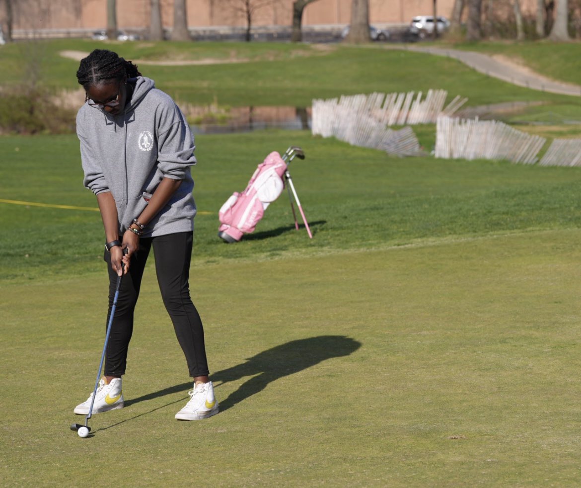 Tuesday had Jamaica, Hillcrest, John Bowne, and Queens H.S. of Teaching tee it up at Clearview Golf Course in what was a great afternoon of PSAL golf.