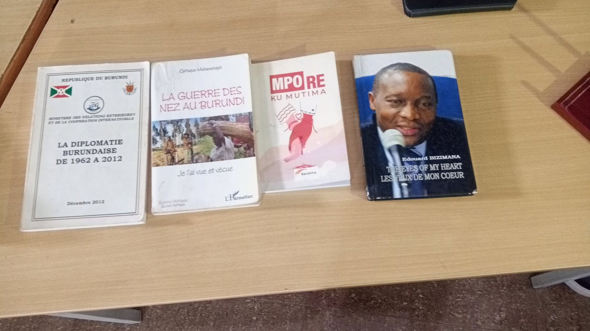 burundi_cvr's tweet photo. Journée Mondiale du Livre. Des Burundais écrivent. Nous devons les encourager.@franceauburundi @BelgiumInBuja @GAbayeho @NtareHouse https://t.co/R5WITssqht
