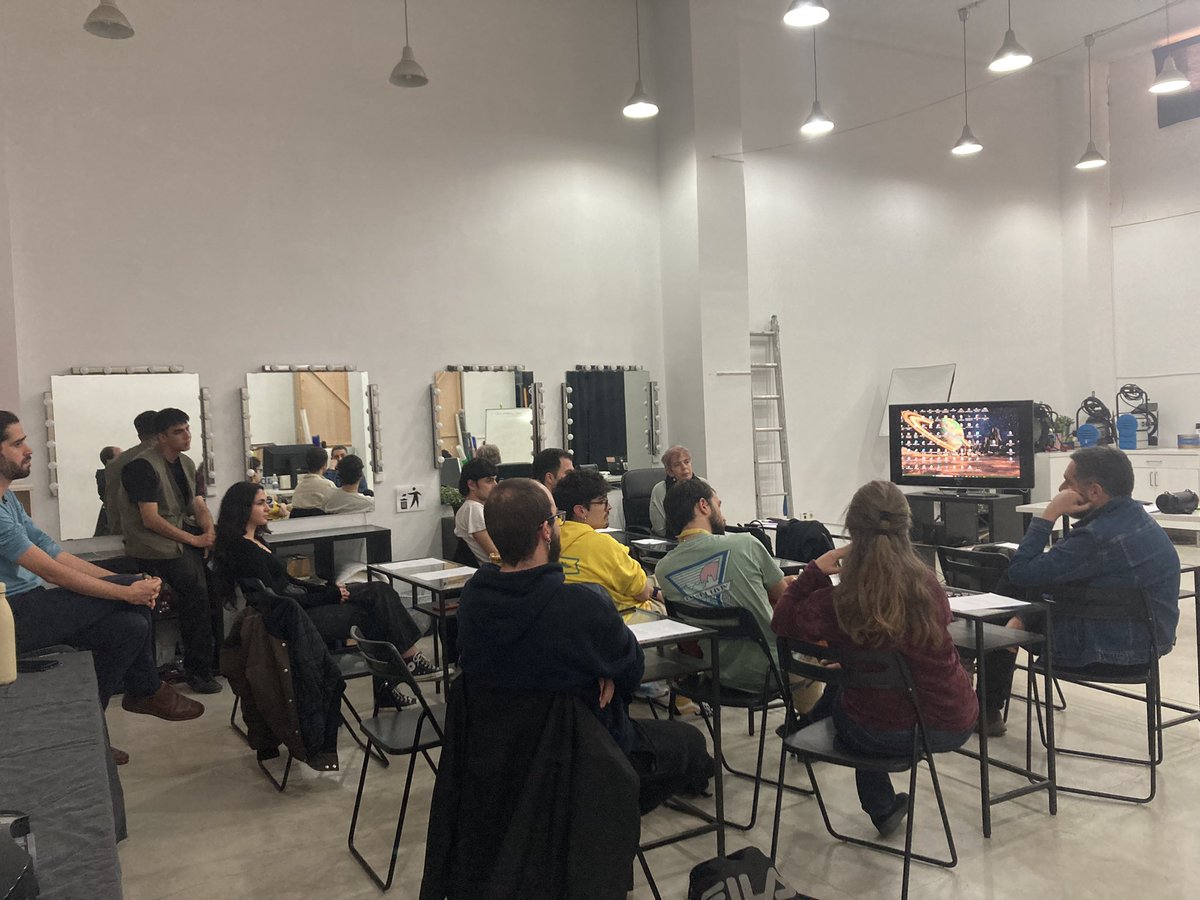 Ayer, en nuestra jornada de pitching de nuestros alumnos del master en cine nos acompañó Julio Grosso de <a href="/filmingranada/">Film in Granada</a> ¡Gracias!