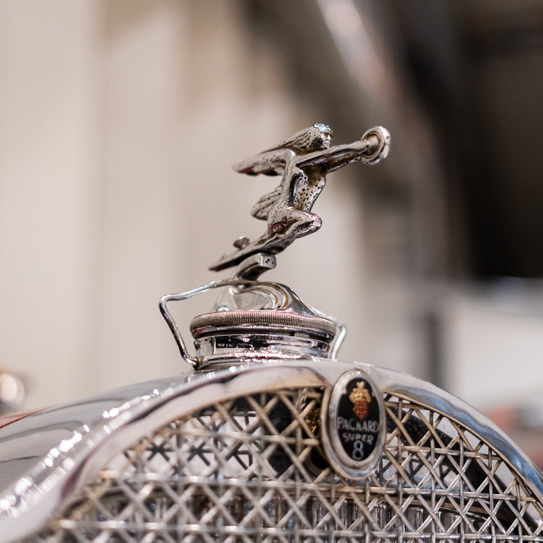 Opting for an online auction to sell your vehicle? We've got you sorted! Speak to our specialists and trust your vehicle with our online auction today. Get started with a free valuation here 👉 handh.co.uk/consign/ #HandHClassics #HandH #Auctions #OnlineAuction