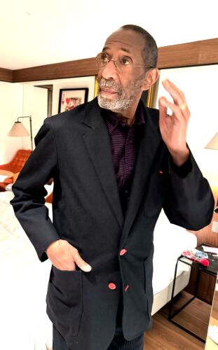 Caption this photo! What is Ron Carter thinking/doing/saying? 📷 Quintell Williams Carter