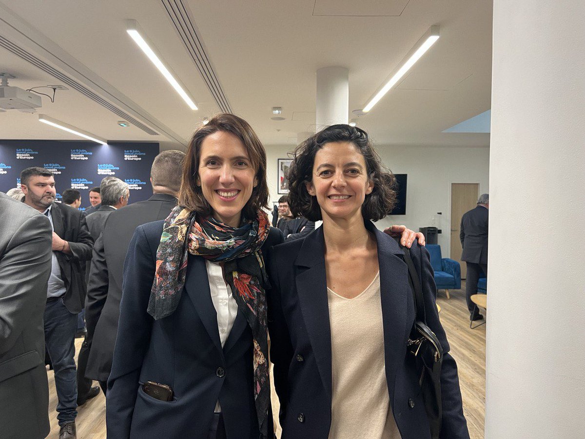 🇪🇺 Mon soutien engagé auprès de <a href="/ValerieHayer/">Valérie Hayer</a> tête de liste des européennes le 9 juin avec @DeputesRE, @Horizons_AN et <a href="/DeputesDem/">Les Démocrates</a>. L’avenir de l’Europe est le sujet central de cette élection. 

le 9 juin donnons un avenir à l’Europe. La France en a besoin 🇫🇷🇪🇺

#besoindeurope