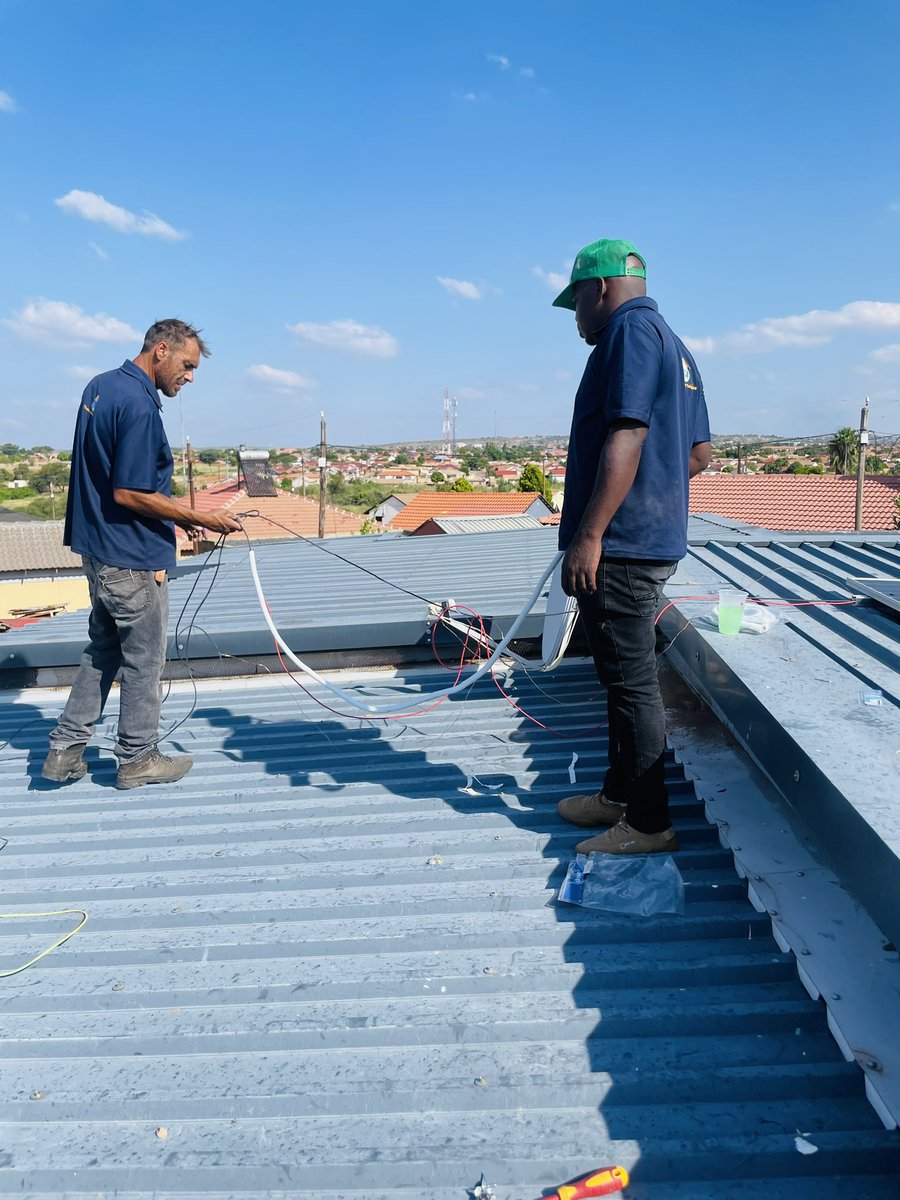 Thebupowersol's tweet photo. Prepare to be Loadshedding free this coming winter , get the best Solar installation with us .
Call/WhatsApp 0724164939
https://t.co/B628OOdqmu
#RHODurban #RHOD #extracccold MK and EFF Rand University of Unisa FIFI Braamfatein skomota Ntandokazi panyaza https://t.co/CcSsn4wZOV