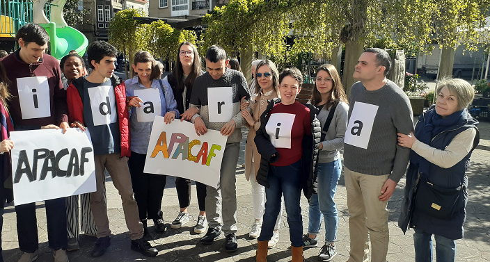 Apacaf2's tweet photo. As entidades sociais de #AEstrada, #AGADEA, #cogami e #APACAF reunímonos para concienciar sobre a importancia de marcar a #XSolidaria na declaración da renda. Lembra marcar a casiña 106 de “Fins Sociais” na túa declaración da renda. Agadea Alzheimer, COGAMI, Apacaf https://t.co/VdoNRCg2O9