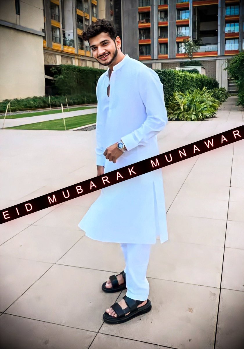 Eid Mubarak to our beloved champ @munawar0018 and the entire #MKJW family! Wishing you all a joyous celebration filled with love happiness and togetherness. EID MUBARAK MUNAWAR #MunawarFaruqui || #MKJW || #MKJW𓃵 #MunawarKiJanta || #MunawarWarriors