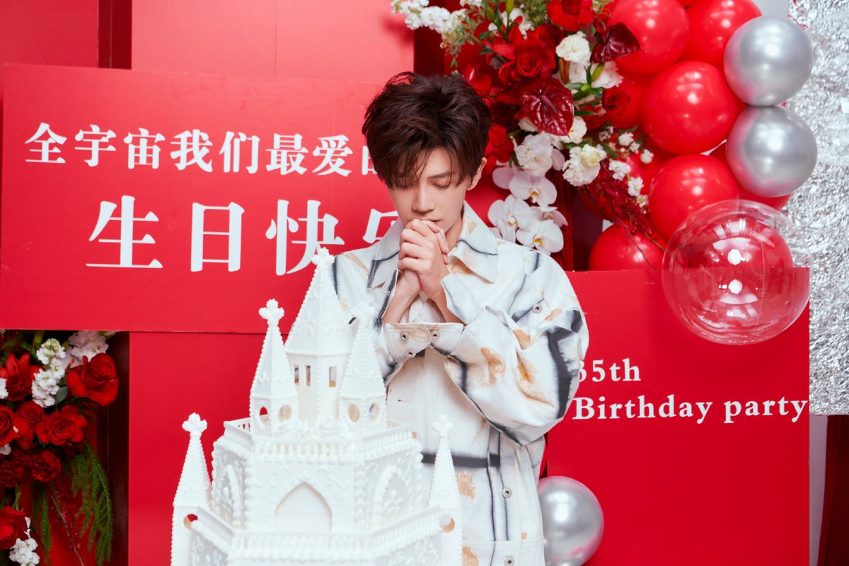 KaiHenna's tweet photo. @iQIYI Happy Birthday to RenJialun❤🎂
#เหรินเจียหลุน https://t.co/Tu4OTxfKzx