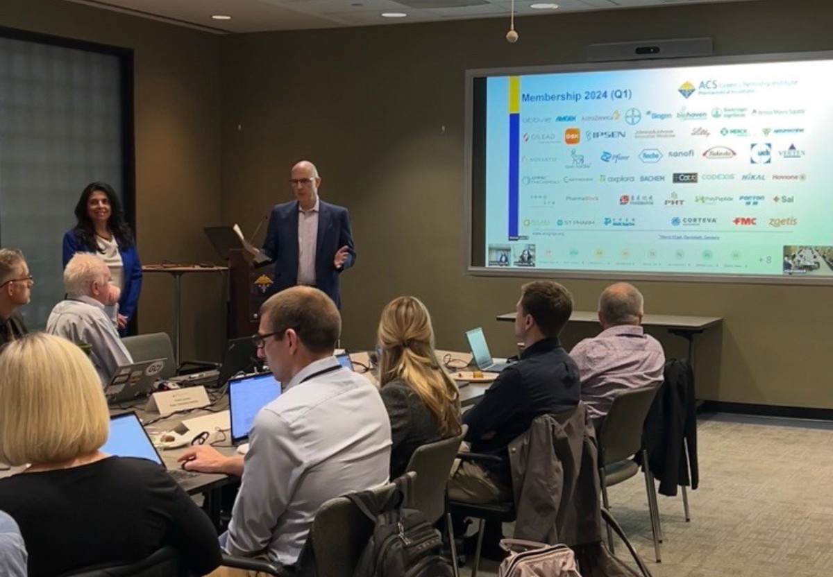 The ACS GCI Pharmaceutical Roundtable spring meeting is happening now! @AmerChemSociety CEO Al Horvath addressed representatives from 30+ companies to kick off our two-day meeting with pharma companies leading the way in #sustainable chemistry. Learn more brnw.ch/21wIHba