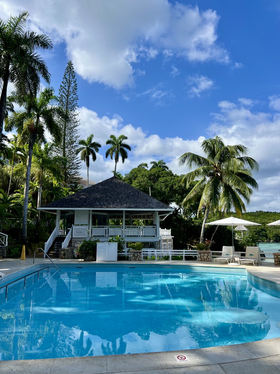 Sunshine and pool time, the ultimate therapy☀️💦 #VisitJamaica 📍@couplesresorts, Sans Souci, Ocho Rios