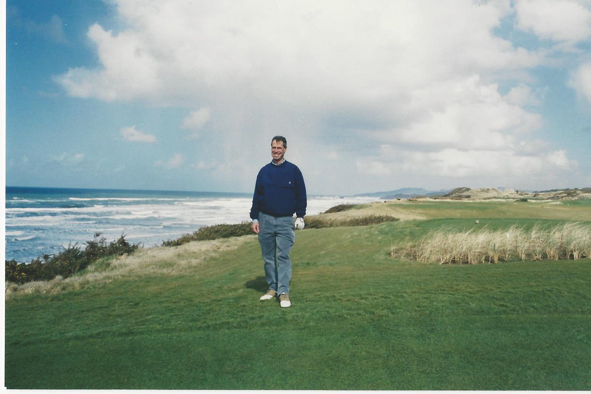 “There was something in the air that led us to links golf,” Mike Keiser brought golf to the dunes of Bandon, and in doing so reimagined the way golf was meant to be. Read the full story from @GolfDigest → golfdigest.com/story/fields-o…