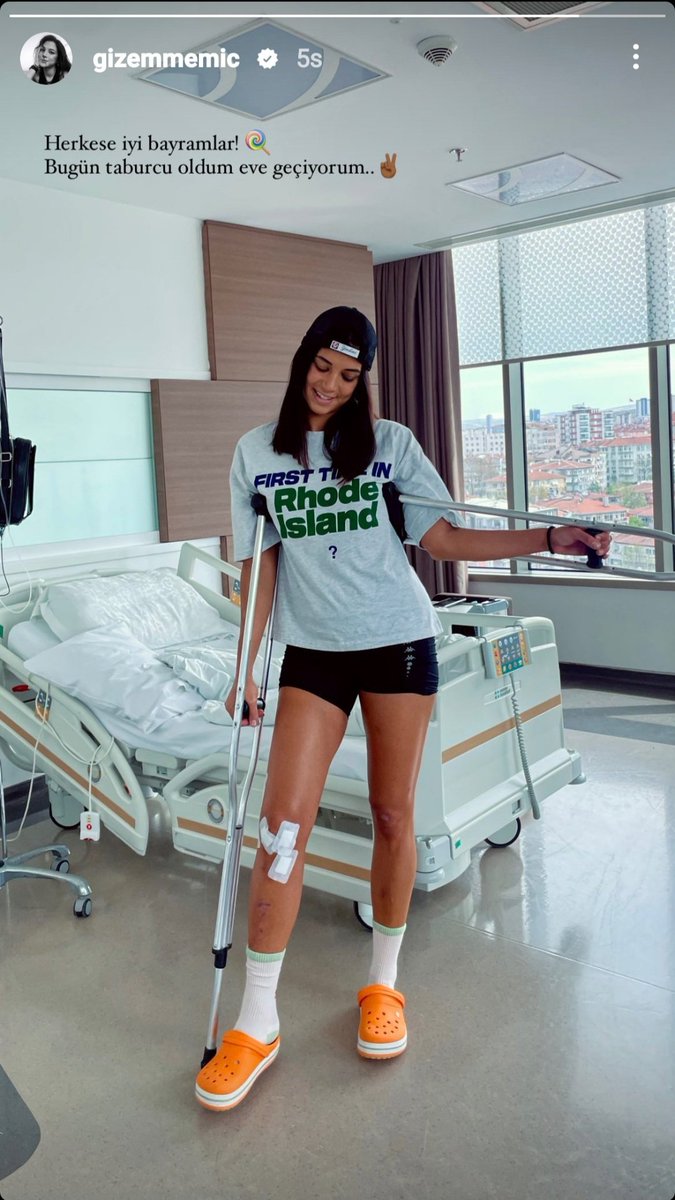 Bayramınızı en içten dileklerimle kutluyor, Gizemden de bol kucak dolusu sevgilerini iletiyorum. Herkesin bayramı kutlu olsun! 🧡

[#GizemMemiç &amp; #GMFC]