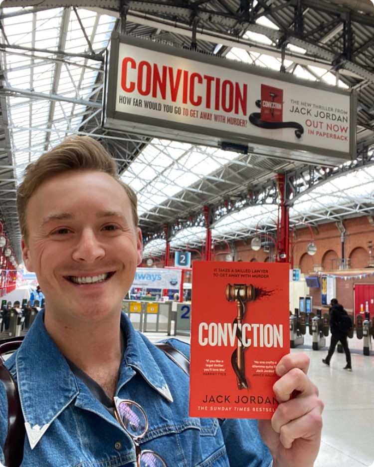 What a day! I made an impromptu trip to London to see the latest billboard for #CONVICTION at Marylebone station, and I’m still pinching myself! Huge thanks to @likely_suspects for making this dream possible 🧡 Let me know if you see it in the wild! 😍