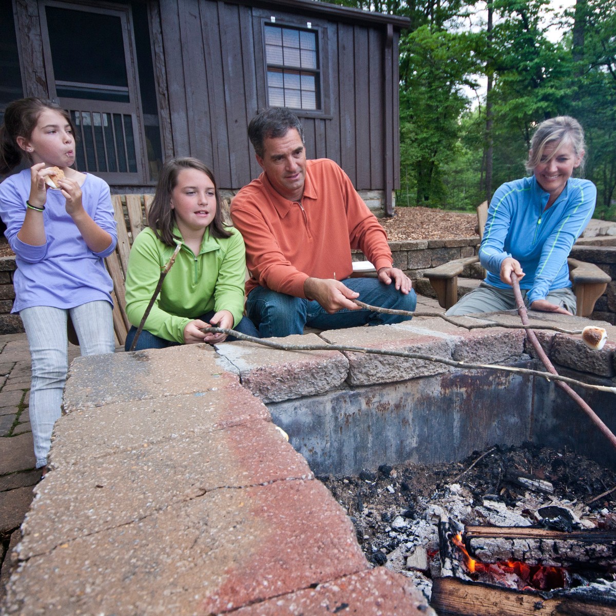 🚨LAST MINUTE TABLE ROCK CABIN & CAMPING SPECIAL!🚨 Take 25% off campsites and cabins at Table Rock State Park on stays from 4/10 to 4/18 with code TRSPRING. Book now 🔗 brnw.ch/21wIHuz or 📞 call from 9 a.m. to 5 p.m. 1-866-345-7275.
