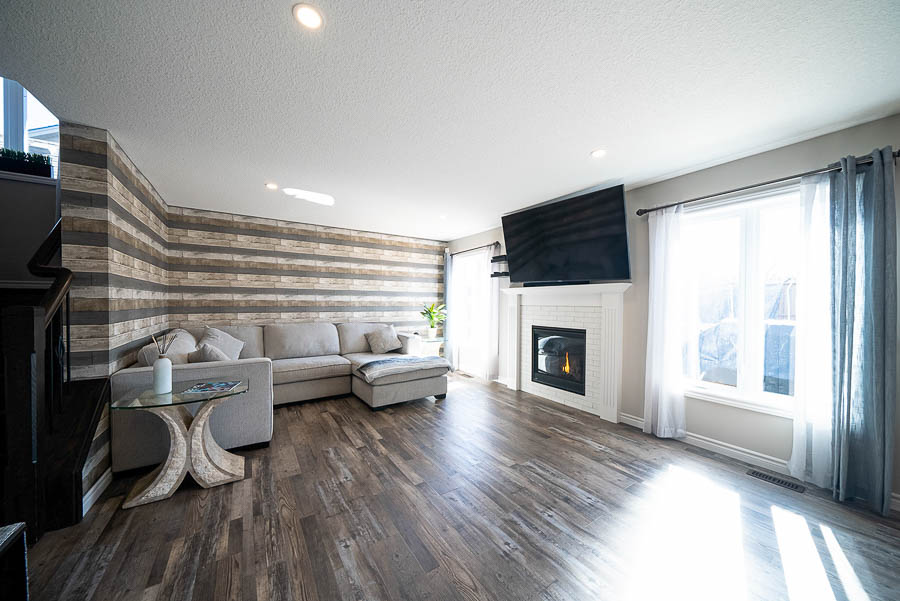 TeamKateAgents's tweet photo. #PropertyHighlight! 67 Curtis Street in #Innerkip is a beautiful 4 bed, 3.5 bath home built in 2017 with over 3000 sqft of finished living space. Listed for $1,074,900. #RealEstate
Revel Realty Inc. - The Kate Broddick Team
Courtney Dorion - Real Estate Sales Rep https://t.co/bUrkfHeeJo