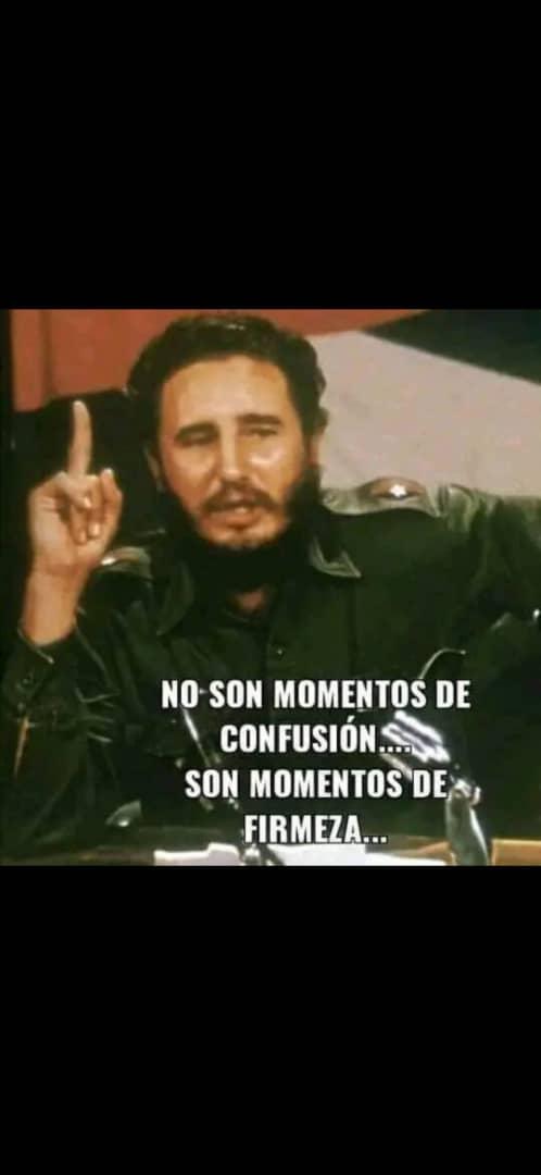 #FidelPorSiempre Y la historia de un país se escribe así: dando la sangre ayer, dando el sudor hoy; y si nuevamente hubiese que dar la sangre para defender el fruto del sudor ¡dar la sangre y dar siempre la sangre y dar siempre el sudor!
#EstaEsLaRevolución
#PorCubaJuntosCreamos