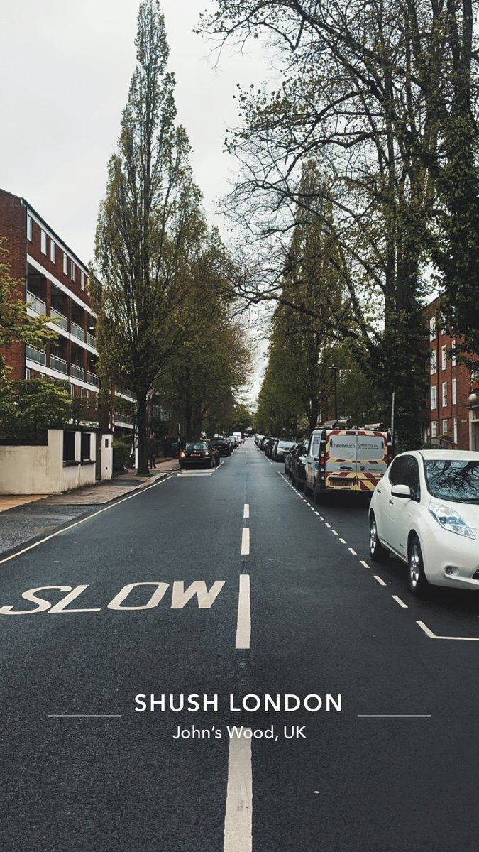 *   

عيدك مبارك يابعيد المسافة
ياللي بدونك ضايعه فرحة العيد . 

"عيـدكم مبارك  (: 🤍
  و كل عام وانتم بخير"
