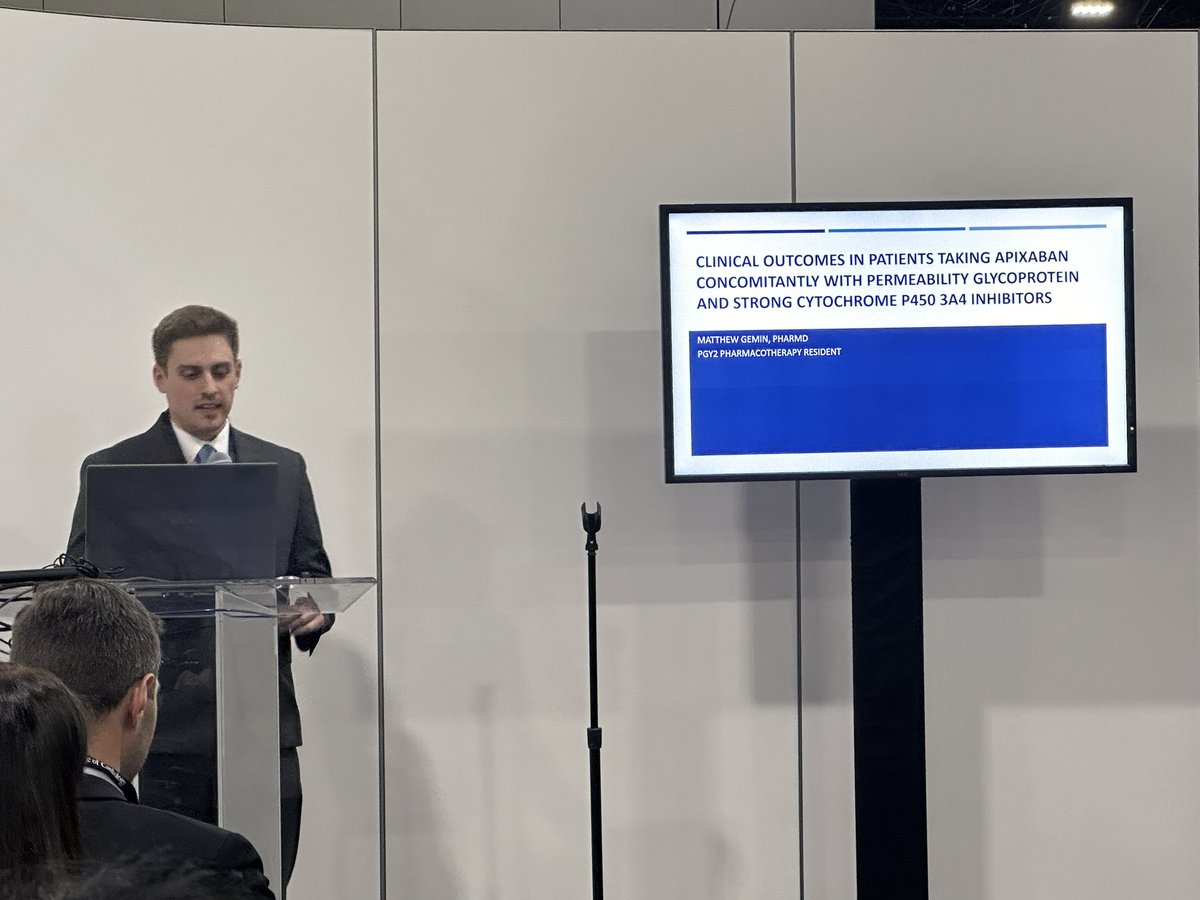 Congratulations to two of our residents, Nicole Parker (PGY2 Critical Care) and Matt Gemin (PGY2 Pharmacotherapy) who had the opportunity to present their research at the American Academy of Cardiology Conference in Atlanta this past weekend! 💊🌟