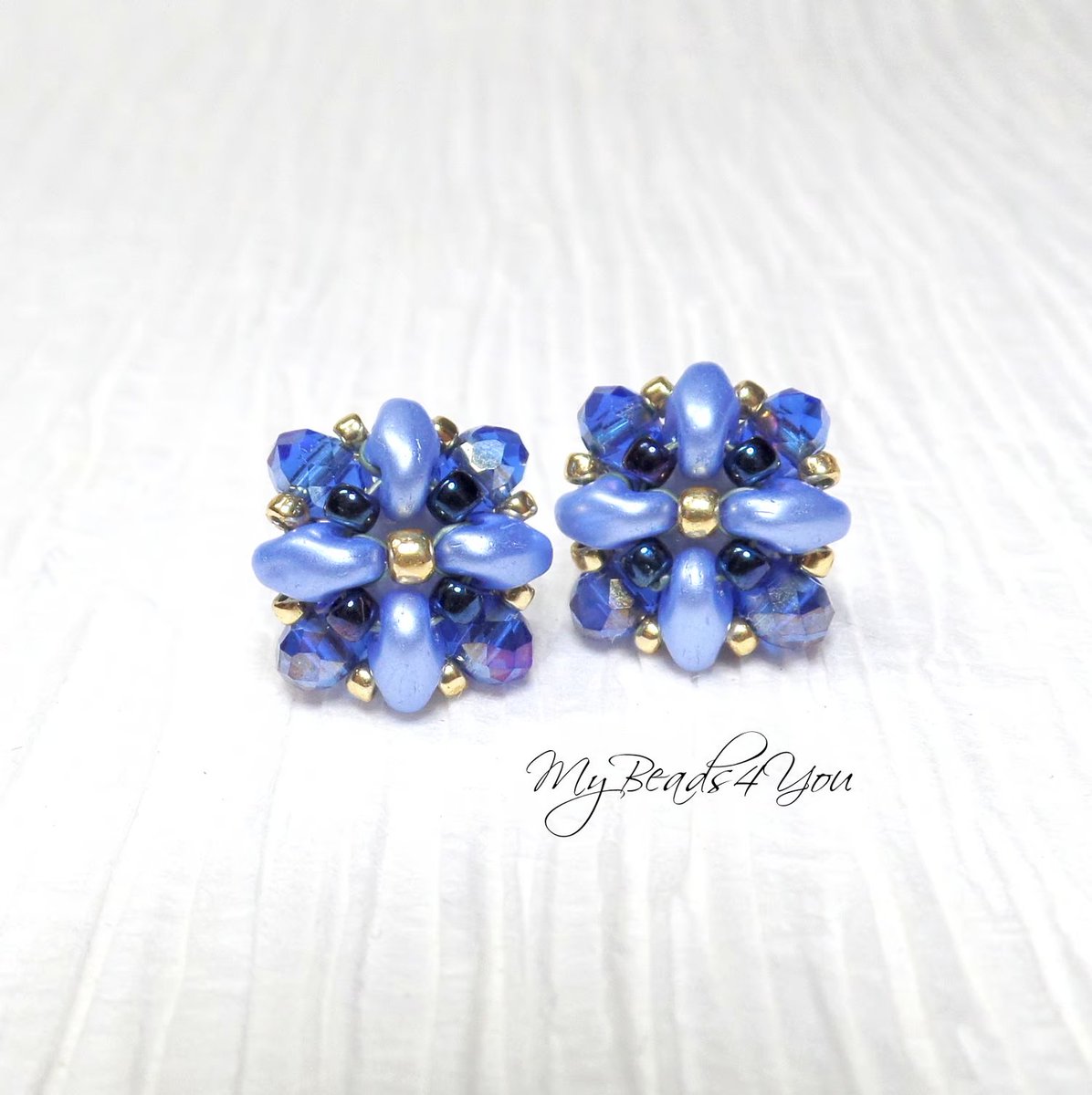 #earrings #smallearrings #studearring #postearrings #giftforher #birthdaygift #jewelryfinds #bluejewelry #crystal #jewelrylover #gift 
mybeads4you.com/b/kb4p3