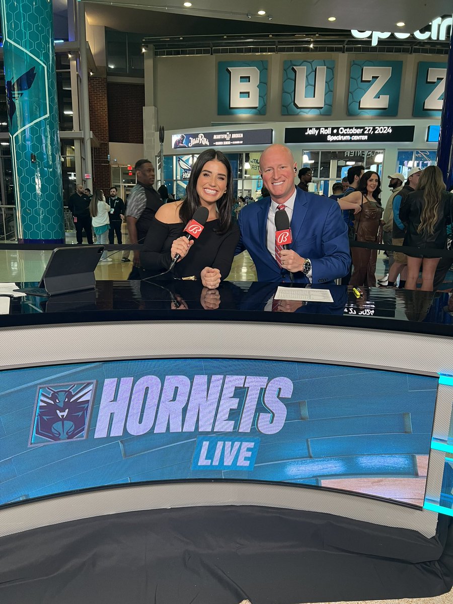 Wrapped up the home games for the @hornets last night! @T_Oglesby22 crushed it in his first year on the desk! Still 3 more road games left for the season.. join us tonight from Atlanta! Also, people are reallyyy taking Eric’s kind words last night and running with them 😂