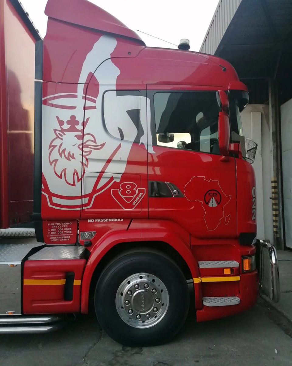 sharp_focusm's tweet image. #Truckbranding