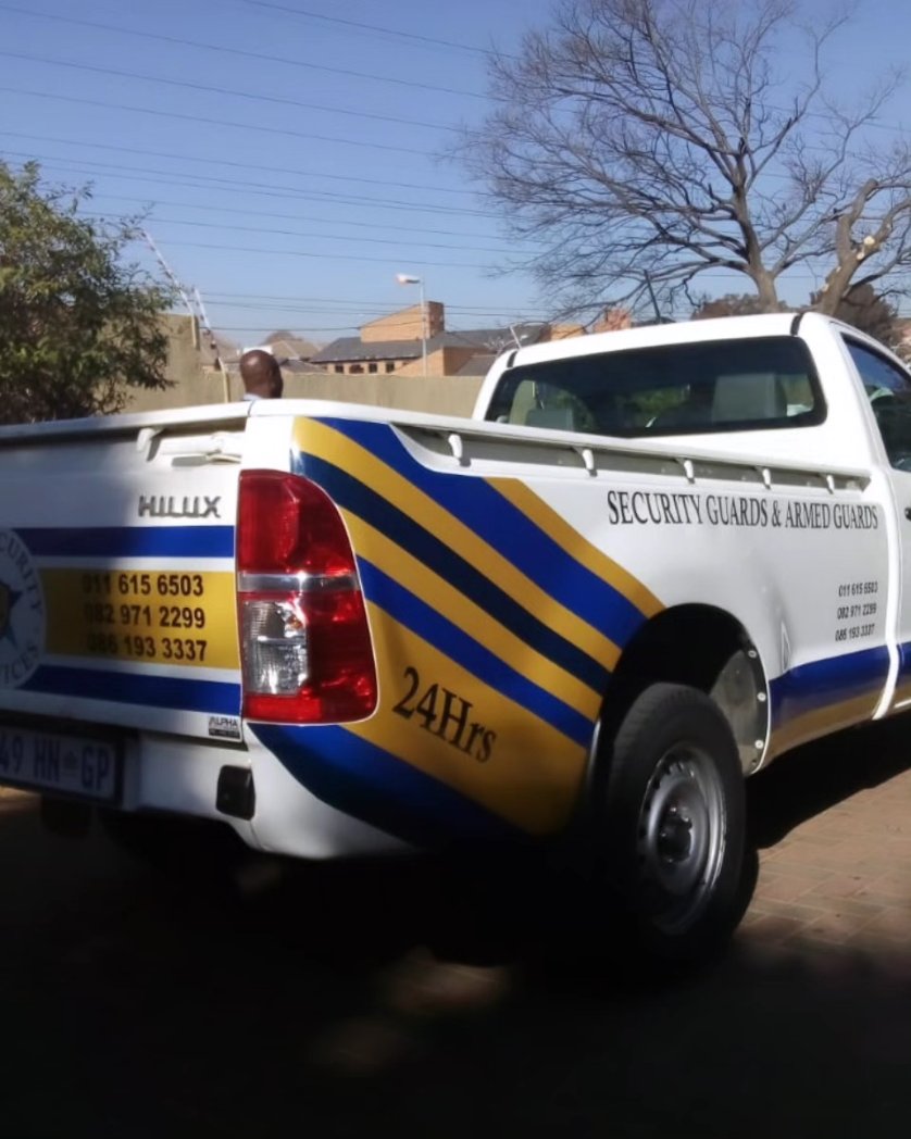 sharp_focusm's tweet image. #vehiclebranding