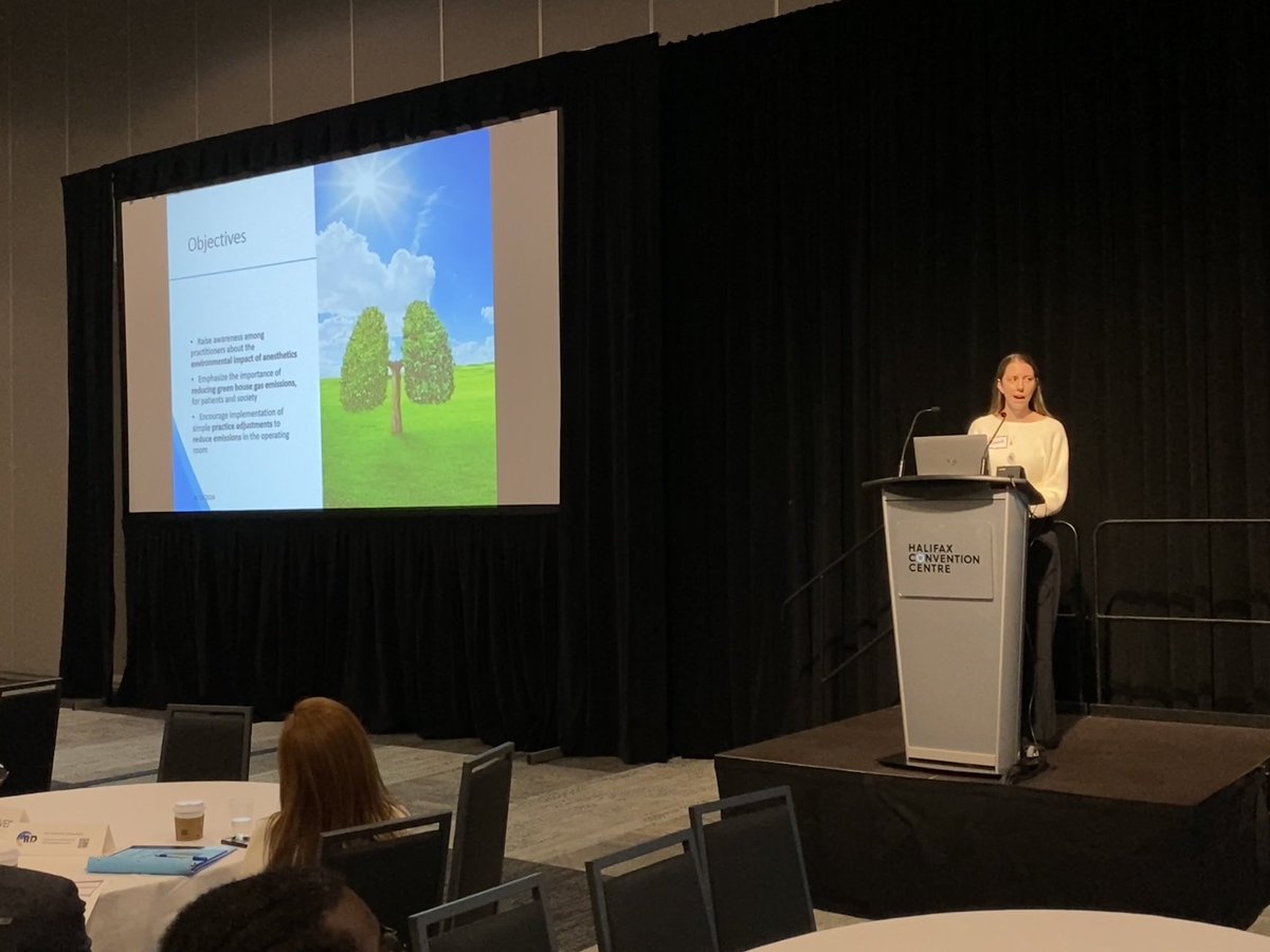 @DalAnesthesia resident Dr. Sarah Tremaine sharing their topic “The Impact of an Educational Session on Reducing Inhalational Anesthetic Use, in the Department of Anesthesia at the QEII” at #ANESRD24 @DalhousiePain