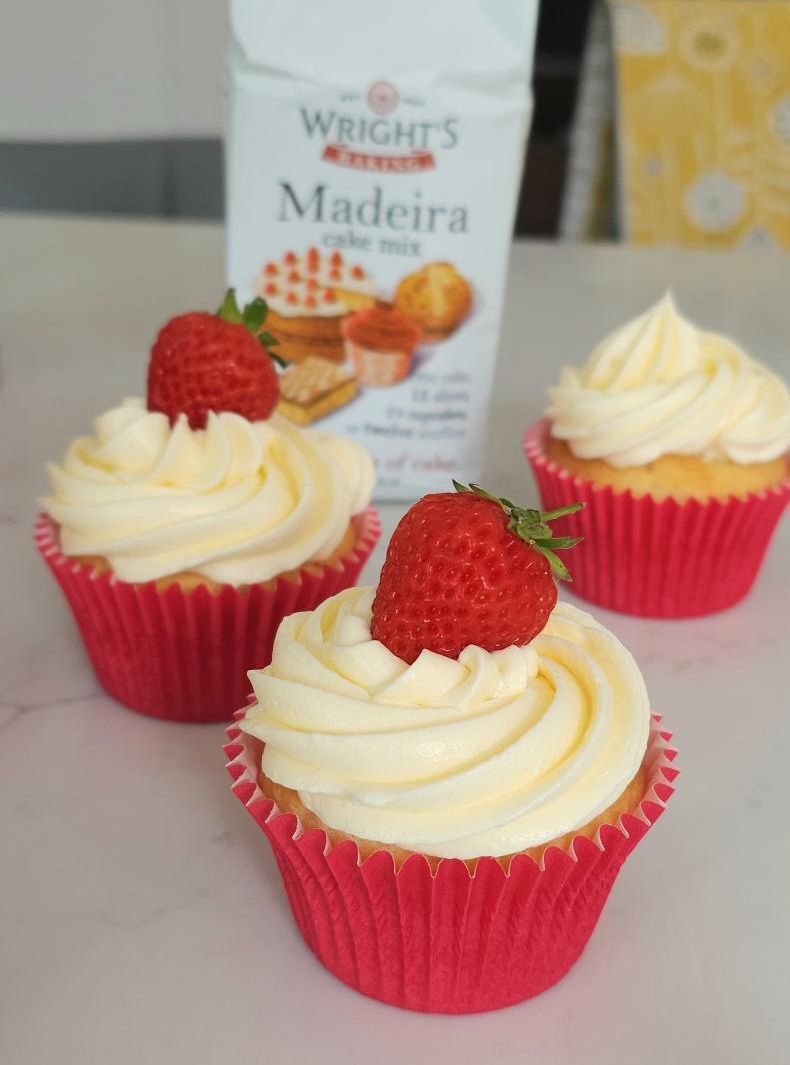 Do you use our cake mixes to make cupcakes 🧁 or whole cakes? 🍰