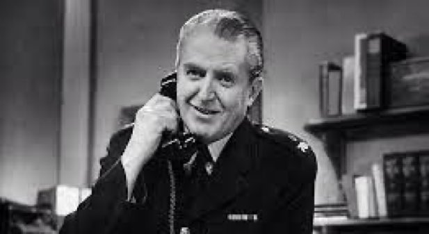SaveRedlandLibr's tweet photo. 7pm TODAY on @TalkingPicsTV
From 1962 s9 Ep 11 of #Police #Drama📺 #DixonOfDockGreen - “A Home of One's Own” directed by #RobinNash & written by #TedWillis
🌟#JackWarner #PeterByrne #JeanetteHutchinson #ArthurRigby #GeoffreyAdams #MichaelArden #FinlayCurrie #AnneRidler https://t.co/NY1GOvAPpY