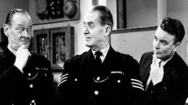 SaveRedlandLibr's tweet photo. 7pm TODAY on @TalkingPicsTV
From 1962 s9 Ep 11 of #Police #Drama📺 #DixonOfDockGreen - “A Home of One's Own” directed by #RobinNash & written by #TedWillis
🌟#JackWarner #PeterByrne #JeanetteHutchinson #ArthurRigby #GeoffreyAdams #MichaelArden #FinlayCurrie #AnneRidler https://t.co/NY1GOvAPpY