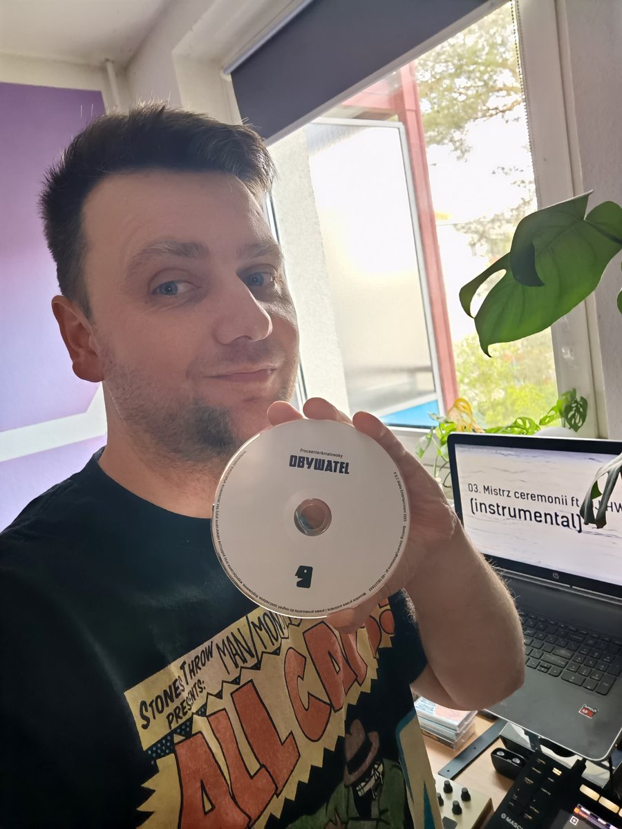 Obywatel - Instrumentals (prod. Amatowsky):
youtu.be/InofocGv1L8

Obywatel - Instrumentals w serwisach cyfrowych:
youtu.be/InofocGv1L8