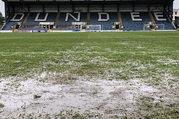 Dundee Uniteds pitch against Raith Rovers 10 days ago and Dundee’s pitch today Pitches are on the same street “Climate change” though