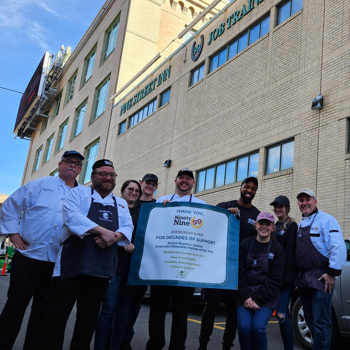 Thanks to @99restaurants for coming all the way from Kingston, NY, to prepare and serve dinner to Pine Street’s shelter guests yesterday!