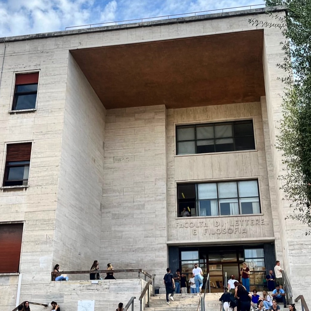 Sara Sampieri (@sampieri_sara) on Twitter photo 🎉Great news for our <a href="/SapienzaRoma/">Sapienza Università di Roma</a>! For the fourth consecutive year, we have been named the 🥇best #university in the #world for classical studies by the QS World University Rankings by Subject! 🌏🌟
#sapienza #AcademicExcellence #qsworlduniversityrankings 🎉Great news for our <a href="/SapienzaRoma/">Sapienza Università di Roma</a>! For the fourth consecutive year, we have been named the 🥇best #university in the #world for classical studies by the QS World University Rankings by Subject! 🌏🌟
#sapienza #AcademicExcellence #qsworlduniversityrankings