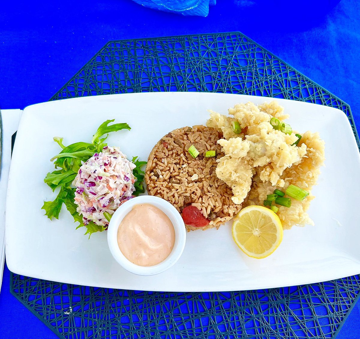 Cracked Conch Dinner at The Blue Conch. It’s what we do. 💅
•
•
🩵🐚🌴🇧🇸
#conch #crackedconch #seafood #dinner #restaurant #theexumas #exuma #thebahamas🇧🇸 #bahamasstrong #travel #food #foodphotography #foodie #itsbetterinthebahamas #242totheworld🌎🇧🇸 #localeats #dining