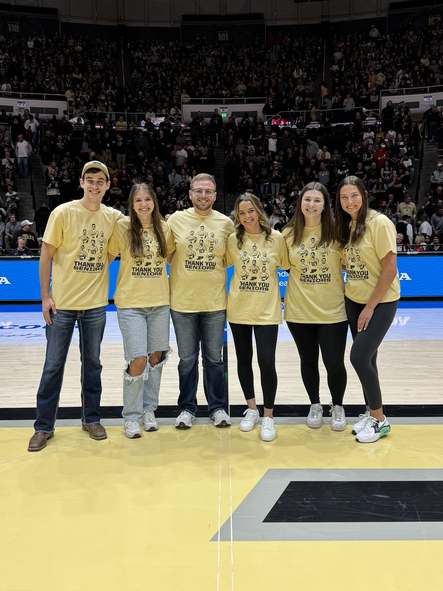 ThePaintCrew's tweet photo. Thank you to all of Boiler nation, especially @BoilerBall and our senior members, for giving us the greatest season in Purdue basketball history. We have the best fans, the best coach, and the best players in the country.

Until next season,
Boiler Up, Hammer Down and Stay Frosty https://t.co/GjkLAwQgdX