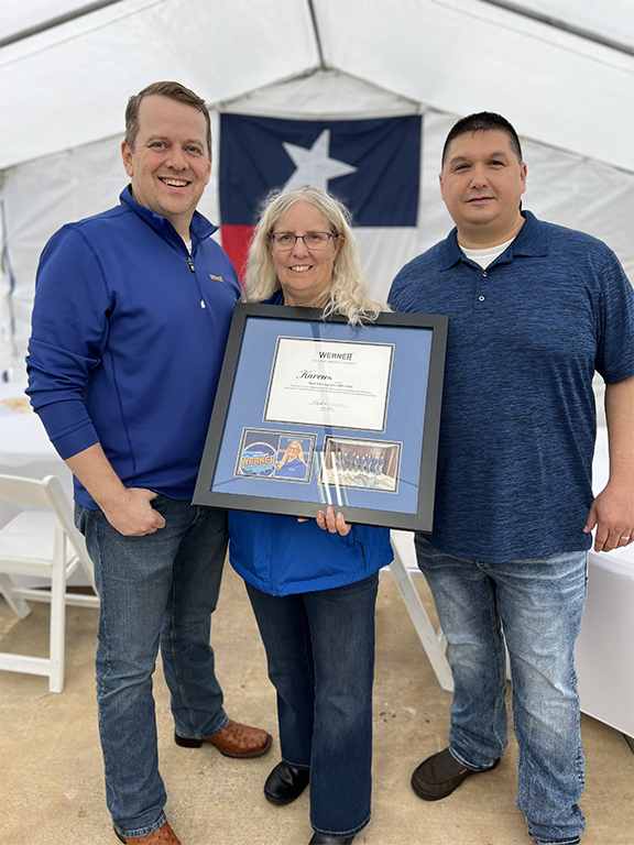 💪 During a Spring Driver Appreciation visit yesterday, Werner professional driver and million miler, Karen, received her special Werner Road Team Captain alumni plaque! 🏆 'One thing I love about Werner is you do really feel appreciated here.' #WomenInTruckingWednesday