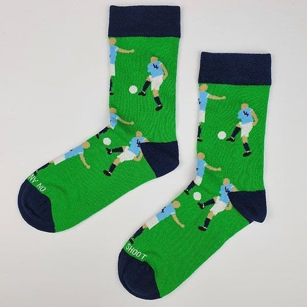 Bonus Give Away! As it's Vinny's birthday, we're giving away a pair of our Don't Shoot socks Retweet to Enter A follower who retweets will win! Competition closes at 9am Friday Check out our full range of socks here buff.ly/2QgdQBl