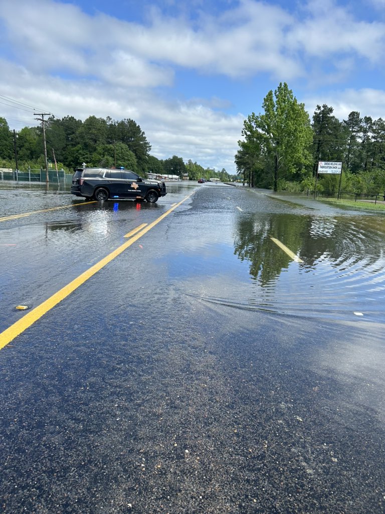 Following the 🌩️ storms, there are still multiple roadways that remain flooded. Please avoid these areas until it is safe to 🚘travel. #TurnAroundDontDrown