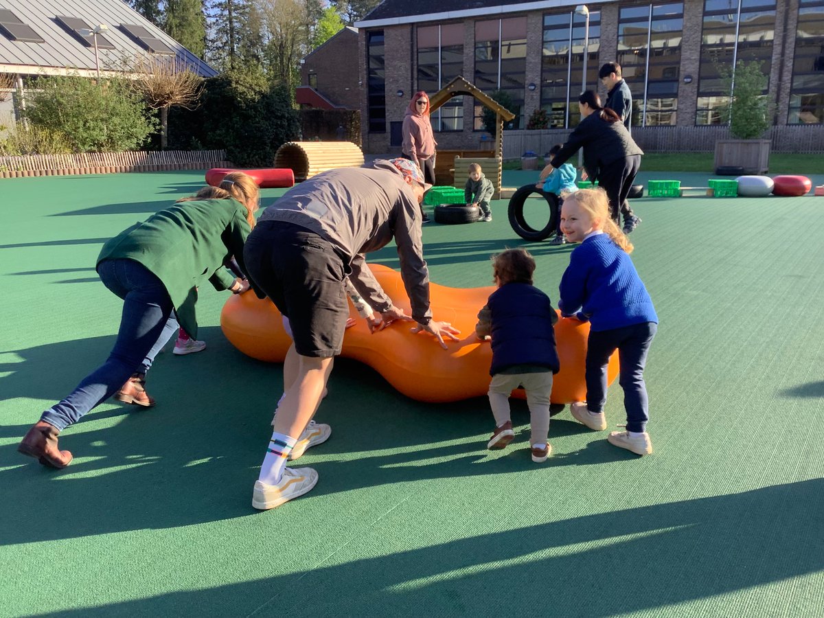 A big thank you to our Kindergarten families for joining in with our Curriculum Experience morning today. Lots of music and physical challenge was enjoyed.