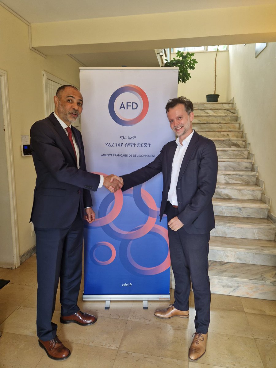 I had engaging discussions w/ Mr. Louis Souchet, Directeur d'Agence Française de Développment, in Addis Ababa on how to strengthen collaboration & maximize synergies to support development efforts of Ethiopia, including through Holistic Productive Capacities Developme Programme.