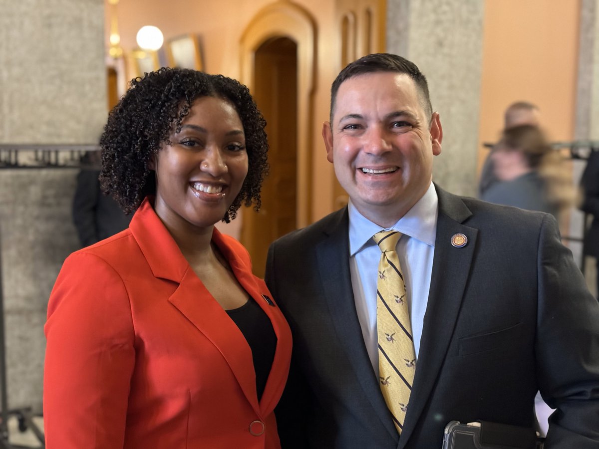 OhioNursesAssoc's tweet photo. Catharyne Henderson, BSN, ONA Chairperson of the Health Policy Council and Angela Rentel, BSN, attended the Ohio State of the State today. Catharyne is pictured with Rep @HarazGhanbari, sponsor of HB Bill 285. #PatientCareCrisis #SafeStaffingSavesLives #CodeRed #HB285 https://t.co/bHQqcyPCKW