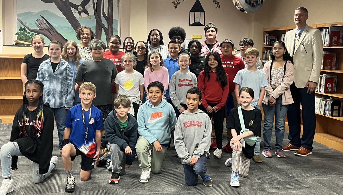 Great final meeting with the Elementary Superintendent’s Advisory students from @UnionESNC @RockRestESNC @WingateESNC @MarshvilleESNC Thank you @EastUnionMSNC for hosting! @AGHoulihan @UCPSNC
