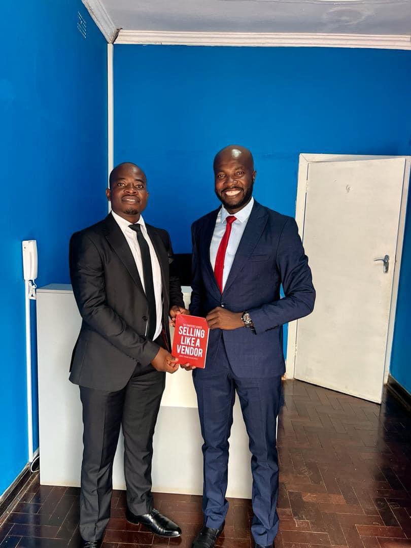 The future of entrepreneurship is in safe hands ! 

It was an honor meeting  a young and humble entrepreneur who is making waves in the Microfinance industry Mr Ringisai Runyowa  of Probfix Microfinance . 

Thank you for supporting the Chartered Vendor ! 

#TheCharteredVendor
