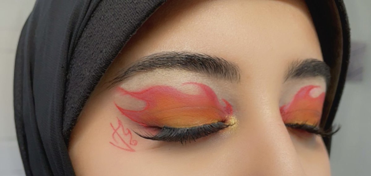 Ended up doing a little fire school makeup look recently hehe 🔥❤️‍🔥 #Wizard101 @Wizard101