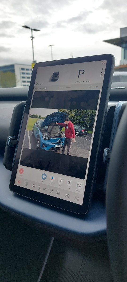 Watching an old review of a Volvo by <a href="/EvPlatform/">EV Platform</a> while sitting in the new Volvo #EX30.

With Google built in, this is a handy feature when you're charging or waiting for someone!

#volvo #EX30 <a href="/VolvoCarUK/">Volvo Car UK</a>
