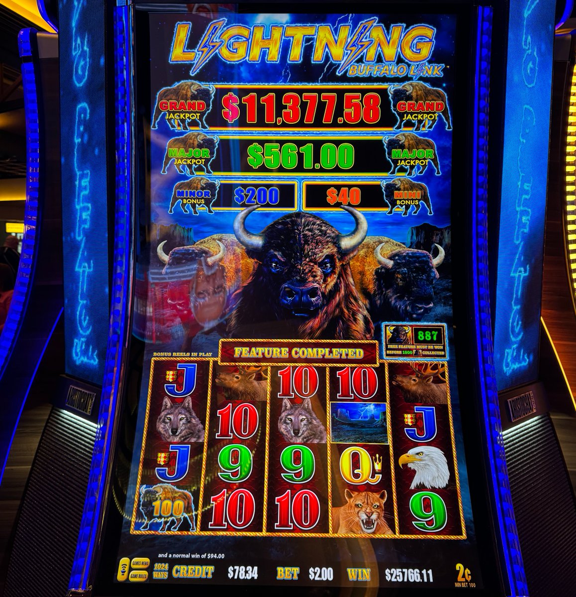 Woo-hoo! ⚡🐂 Congrats to this guest on their $25,766.11 jackpot playing Lightning Buffalo Link! ▫️ ▫️ ▫️ ▫️ ▫️ ▫️ ▫️ ▫️ ▫️ ▫️ ▫️ ▫️ ▫️ Must be 21+. Gambling problem? Call the Ohio Problem Gambling Helpline at 1-800-589-9966