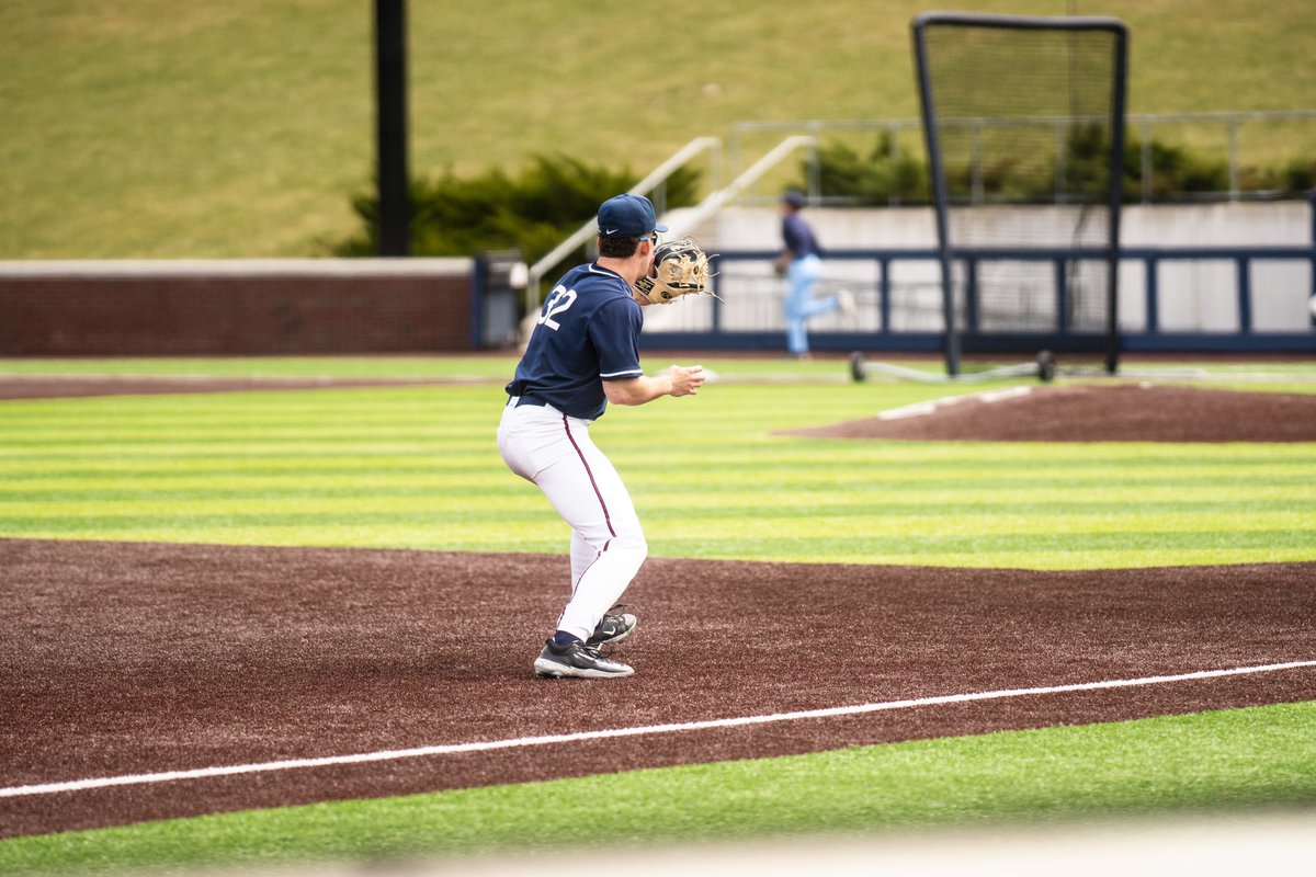 Another day. Another game. #HookC