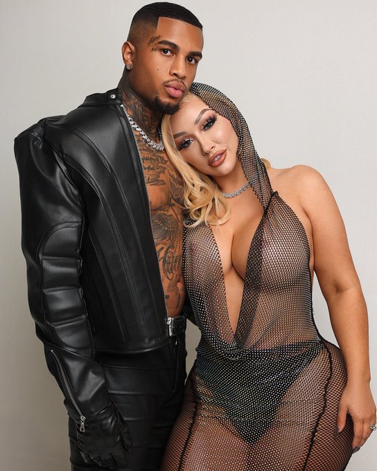 Would you watch? https://t.co/vvBlxChlbk https://t.co/j4bXdzWNT2