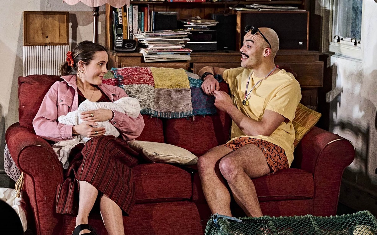 #REVIEW - Kill Thy Neighbour at @ClwydTweets 'will keep you on your toes and keep you guessing' northwestend.com/kill-thy-neigh… ***MUST CLOSE THIS WEEK***