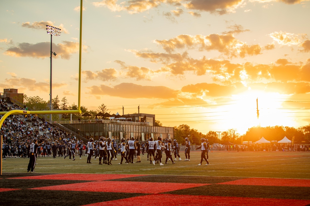 🏈🇨🇦 The @TorontoArgos are coming back to @uofg 🙌⁠ ⁠ For a 4th consecutive season, the Argos will hold their training camp at U of G. 📅 Friday, May 31 = @CFL preseason game vs @Ticats at Alumni Stadium!⁠ ⁠ 📰🎟️ Details & tickets ➡️ uoguel.ph/ifecq ⁠ #GryphonPride